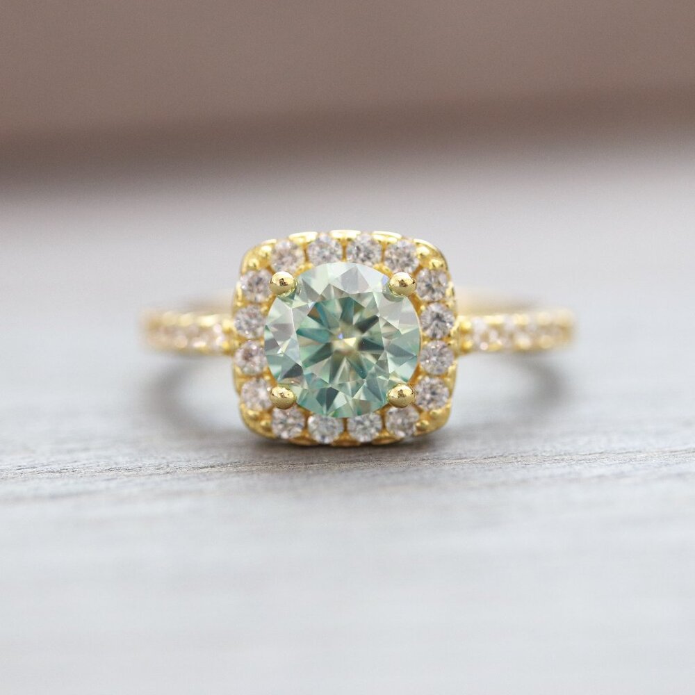 S925 1ct Aqua Blue Moissanite Diamond Halo Style Engagement Ring Sterling Silver